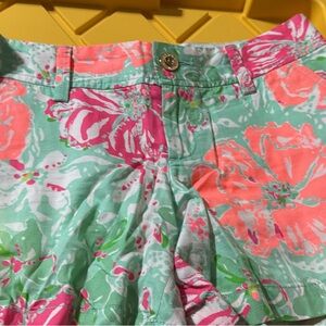 Callahan Vibrant Floral Women's Shorts